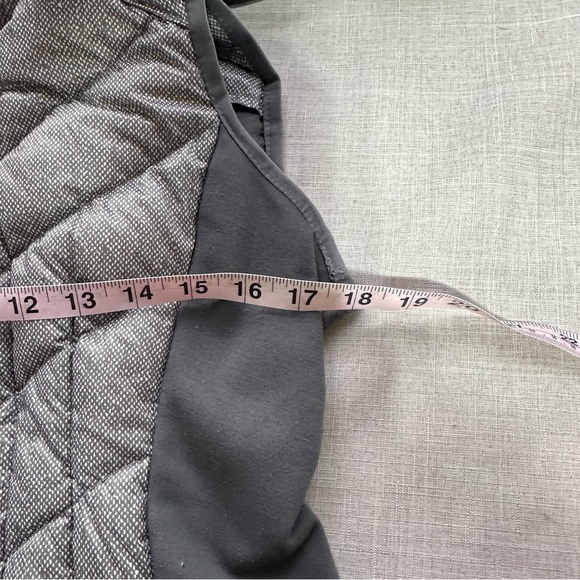 Michael Kors Puffer Vest - Picture 5 of 8